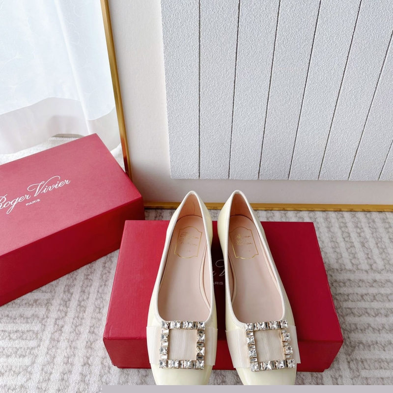 roger u1u1er flat shoes